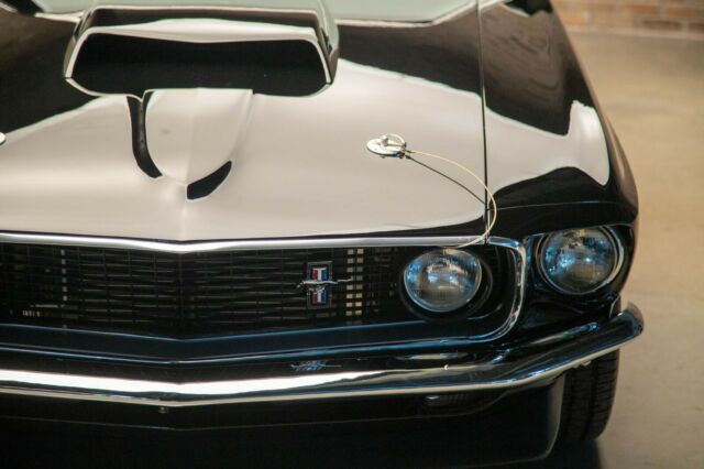 Ford Mustang 1969 image number 10