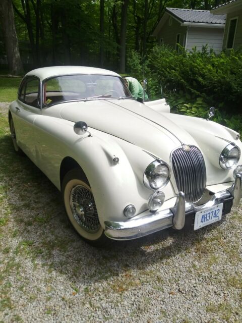 Jaguar XK 1959 image number 1