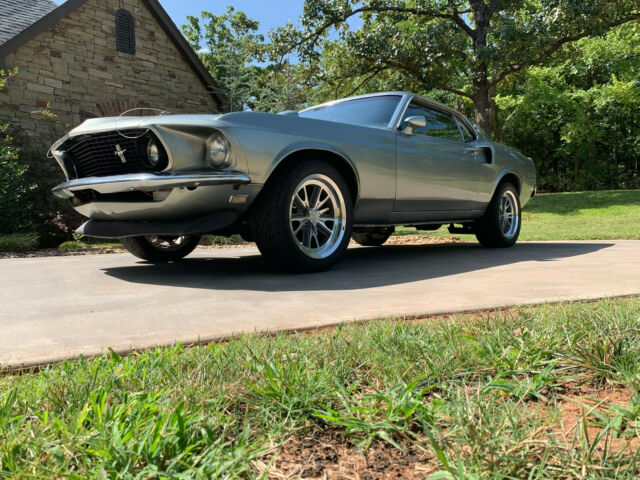 Ford Mustang 1969 image number 10