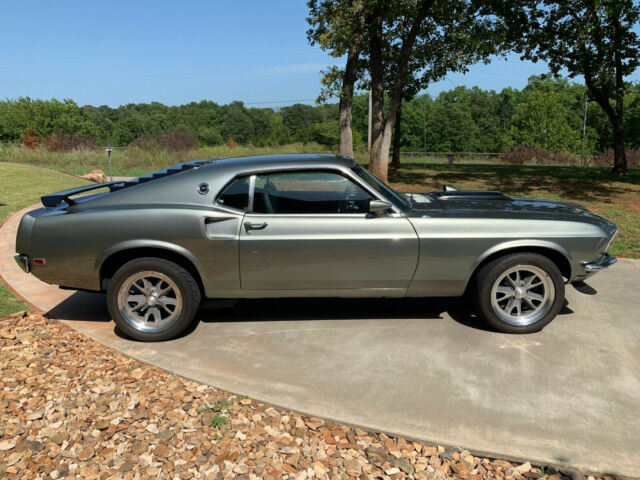 Ford Mustang 1969 image number 29