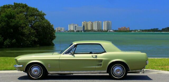 Ford Mustang 1967 image number 1