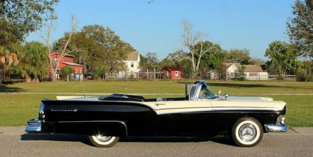 Ford Fairlane 1957 image number 16