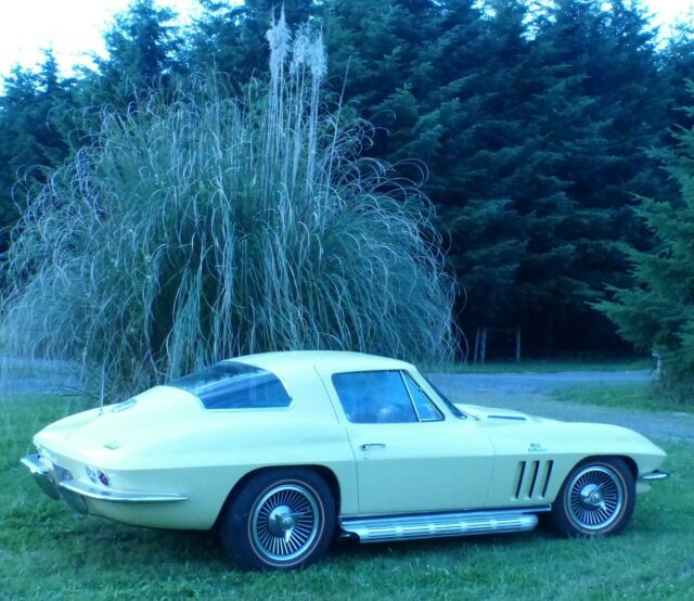 Chevrolet Corvette 1966 image number 28