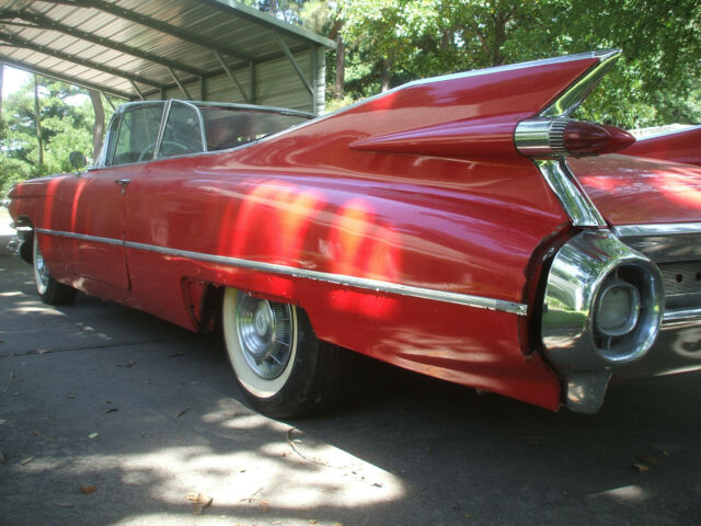 Cadillac Series 62 1959 image number 14