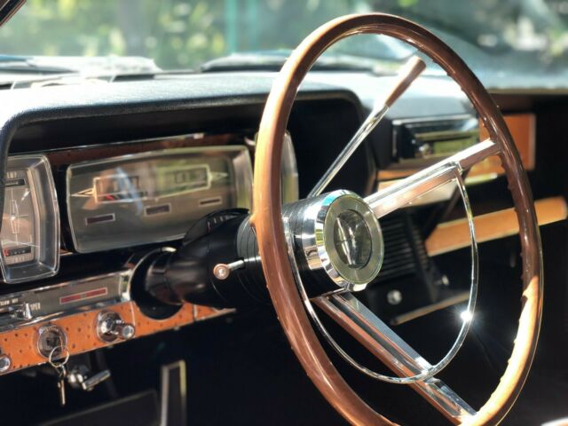 Lincoln Continental 1961 image number 41