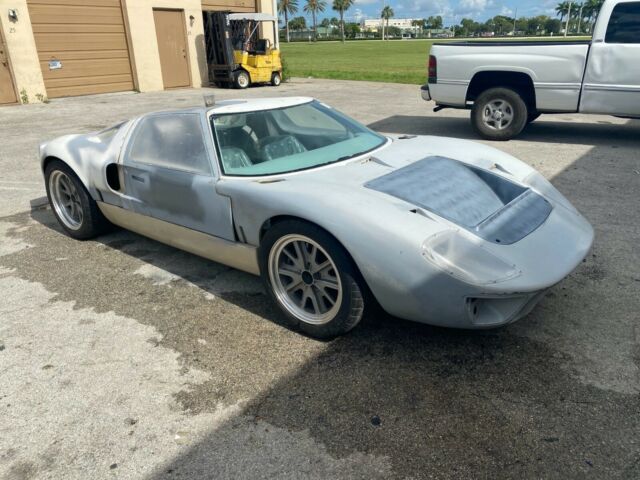 Ford Ford GT 1968 image number 24