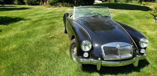 MG MGA 1962 image number 1