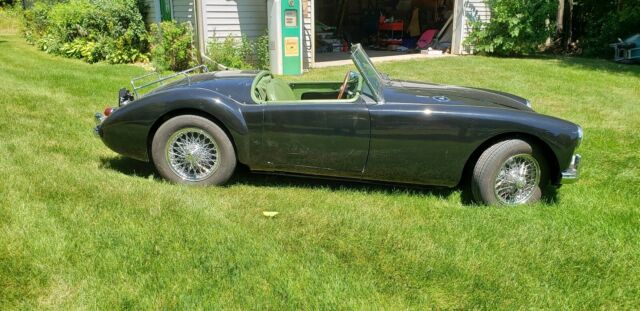 MG MGA 1962 image number 27