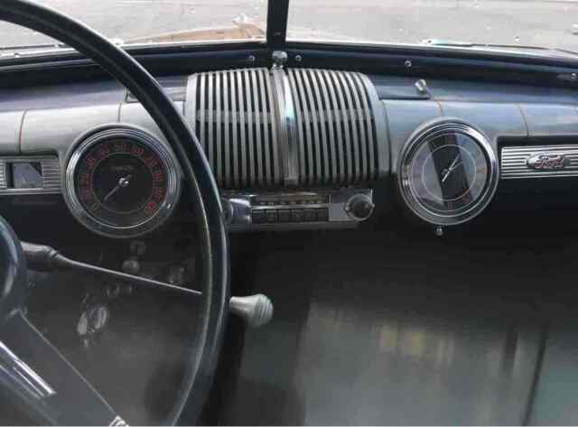 Ford Super Deluxe 1946 image number 19