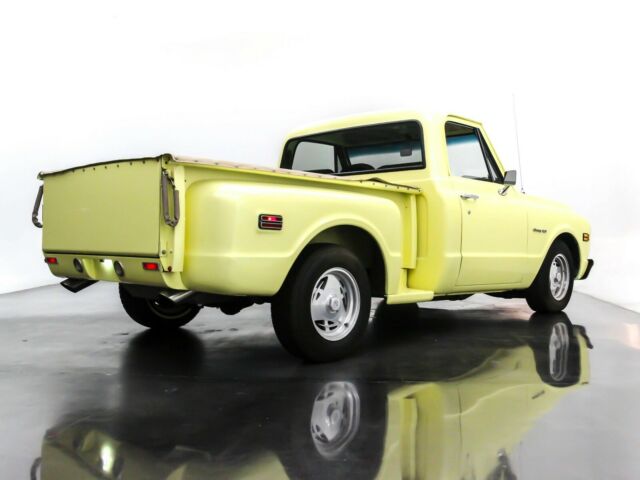 Chevrolet C-10 1971 image number 10