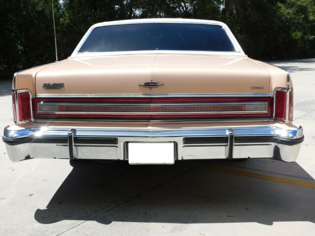 Lincoln Continental 1977 image number 21