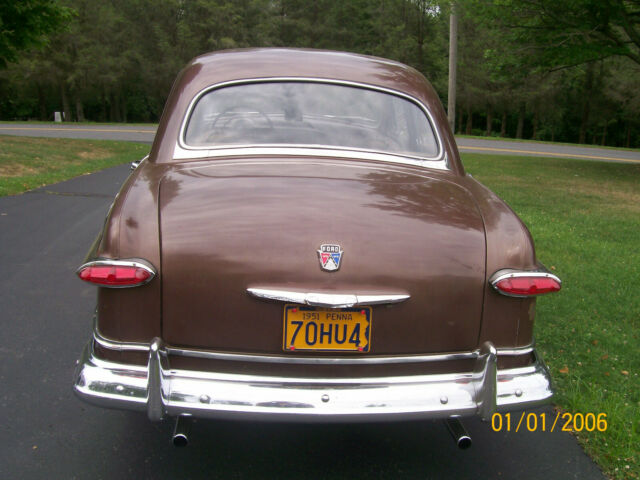 Ford Custom 1951 image number 1