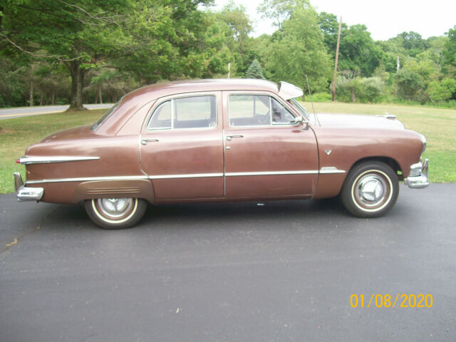 Ford Custom 1951 image number 2