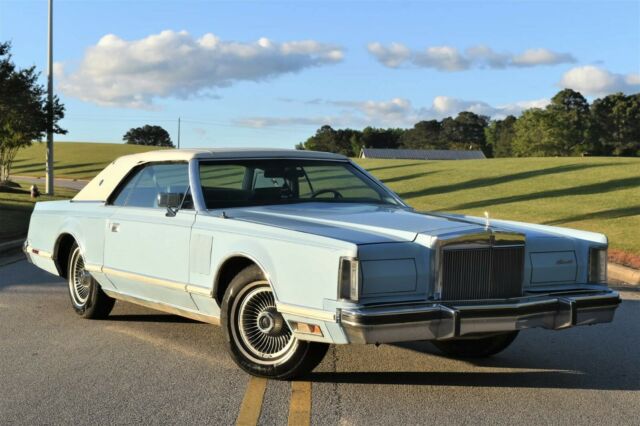 Lincoln Mark Series 1979 image number 0