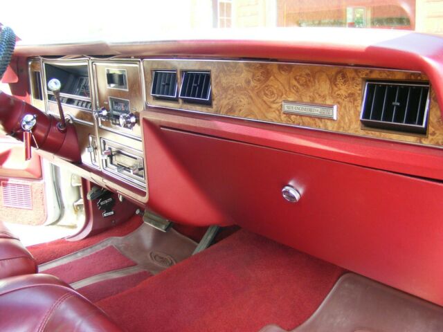 Mercury Grand Marquis 1977 image number 23