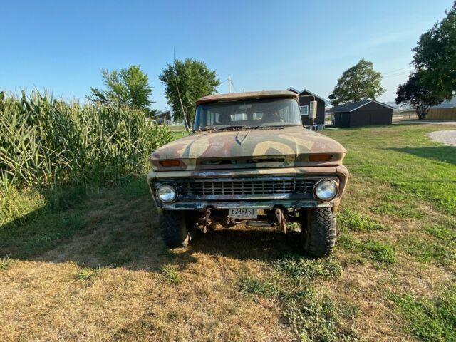 Chevrolet C10 Suburban 1962 image number 13