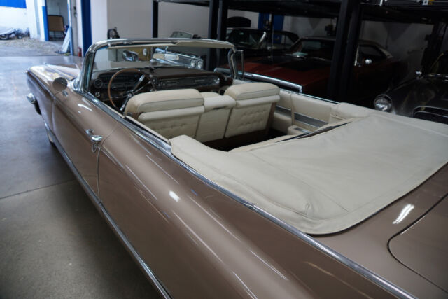 Cadillac Series 62 V8 Convertible 1960 image number 20