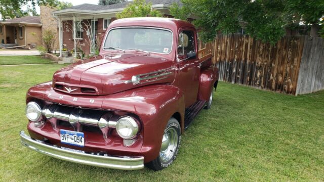 Ford F-100 1952 image number 0