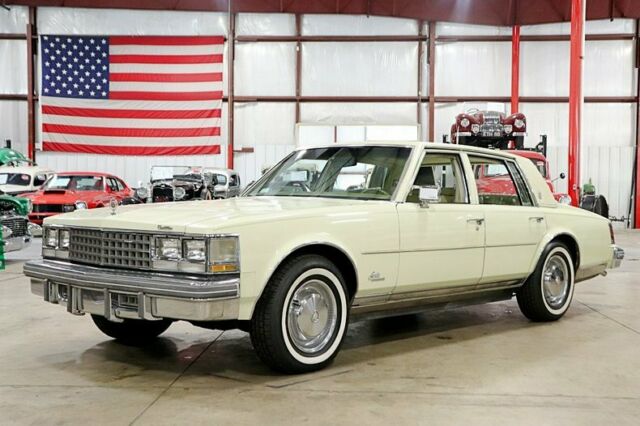 Cadillac Seville 1976 image number 0