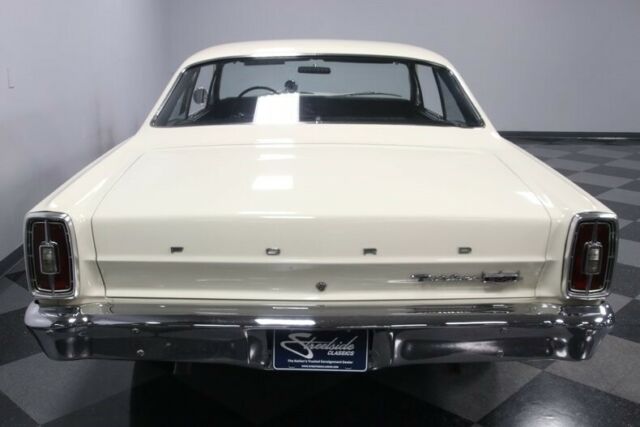 Ford Fairlane 1966 image number 11