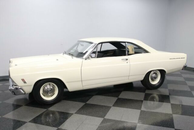 Ford Fairlane 1966 image number 30