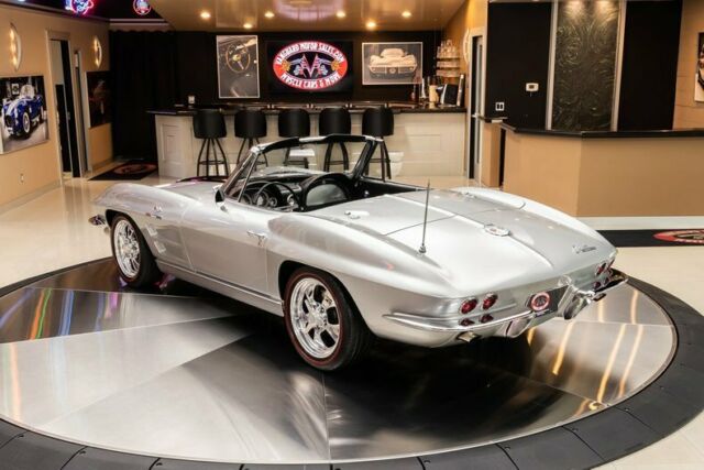 Chevrolet Corvette 1963 image number 43