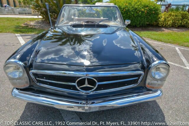 Mercedes-Benz SL-Class 1967 image number 0