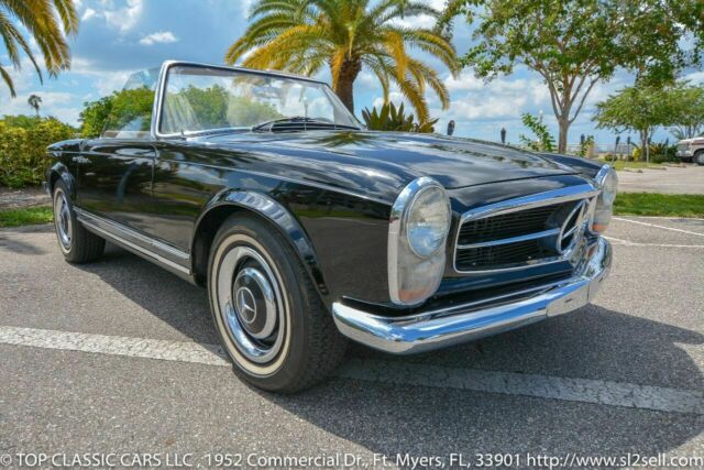 Mercedes-Benz SL-Class 1967 image number 11