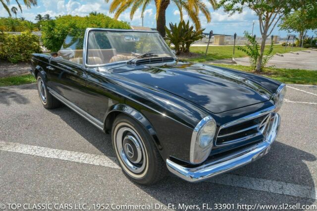 Mercedes-Benz SL-Class 1967 image number 25