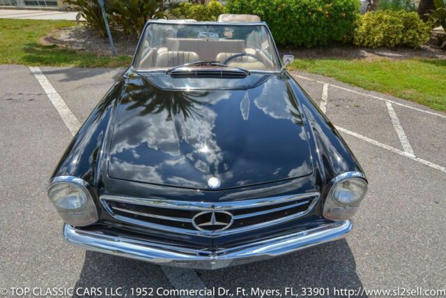 Mercedes-Benz SL-Class 1967 image number 32