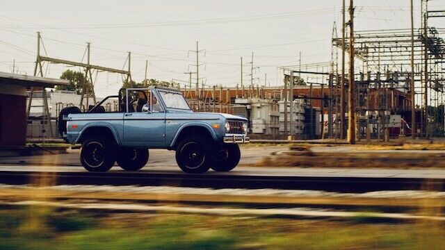 Ford Bronco 1970 image number 18