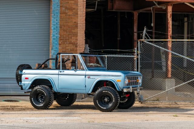 Ford Bronco 1970 image number 2