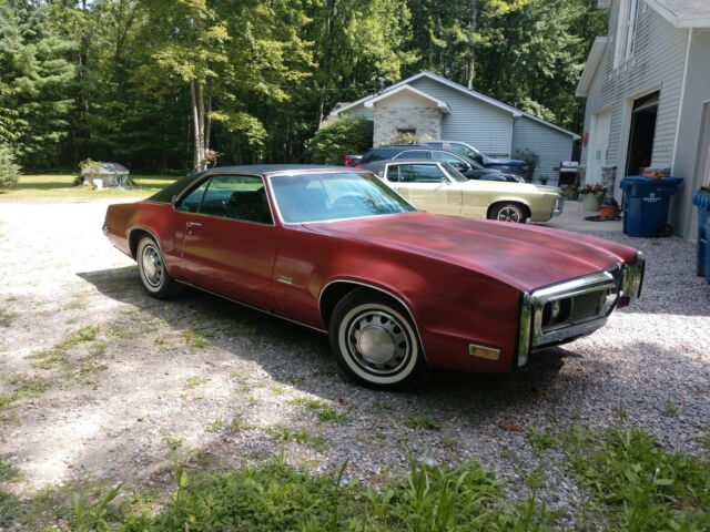 Oldsmobile Toronado 1970 image number 24