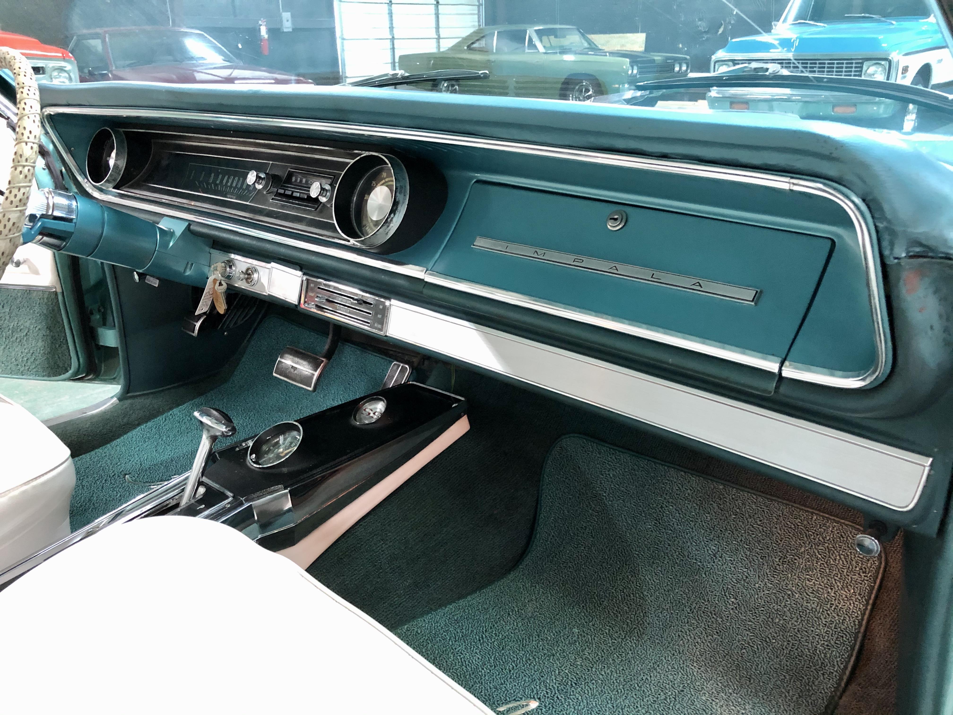 Chevrolet Impala 1965 image number 40