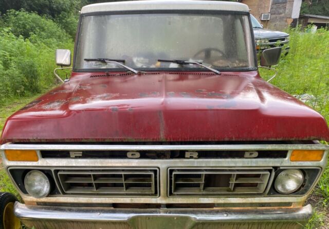 Ford F-150 1976 image number 1