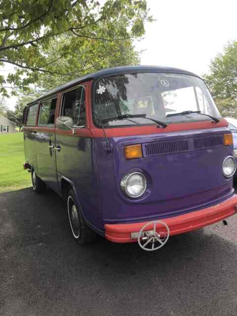 Volkswagen Transporter Type 2 1979 image number 1