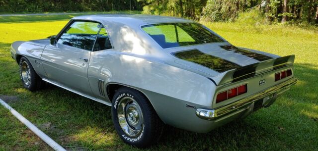 Chevrolet Camaro 1969 image number 2