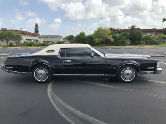 Lincoln Continental 1973 image number 0