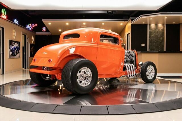 Ford 3 Window Coupe 1932 image number 10