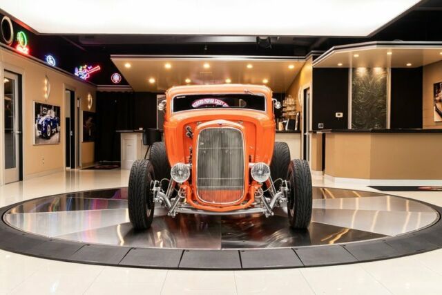 Ford 3 Window Coupe 1932 image number 29