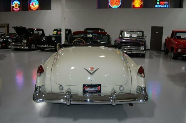 Cadillac Series 62 Convertible 1950 image number 2