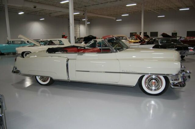 Cadillac Series 62 Convertible 1950 image number 27