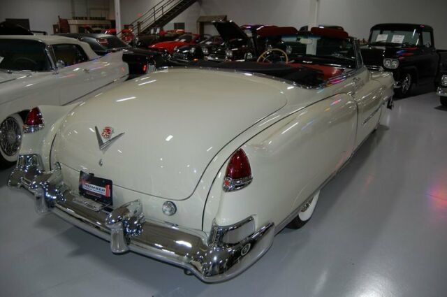 Cadillac Series 62 Convertible 1950 image number 32