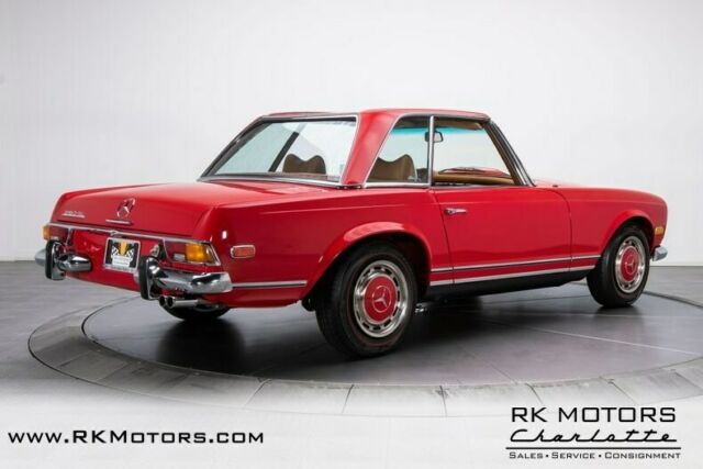 Mercedes-Benz SL-Class 1971 image number 9