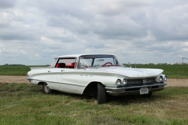 Buick LeSabre 1960 image number 21