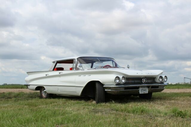 Buick LeSabre 1960 image number 5