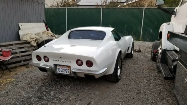 Chevrolet Corvette 1973 image number 10