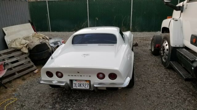 Chevrolet Corvette 1973 image number 34