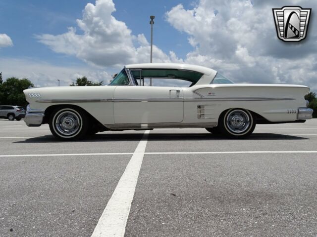 Chevrolet Impala 1958 image number 40