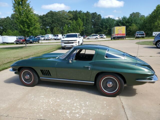 Chevrolet Corvette 1967 image number 11